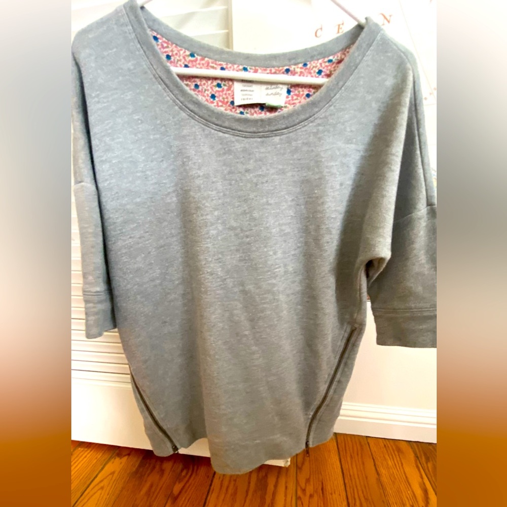 Grey boxy sweater
